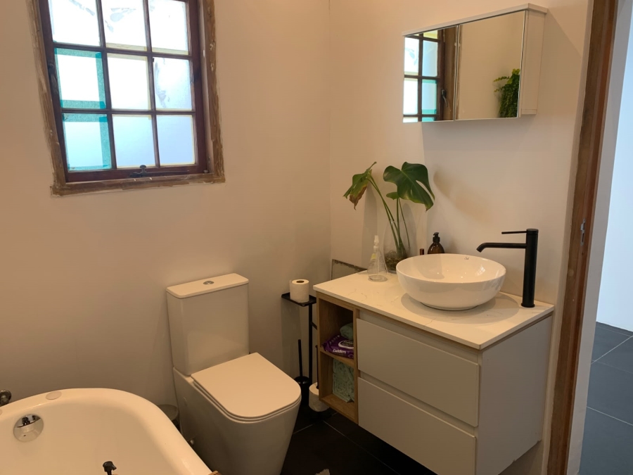 3 Bedroom Property for Sale in Sea Point Western Cape